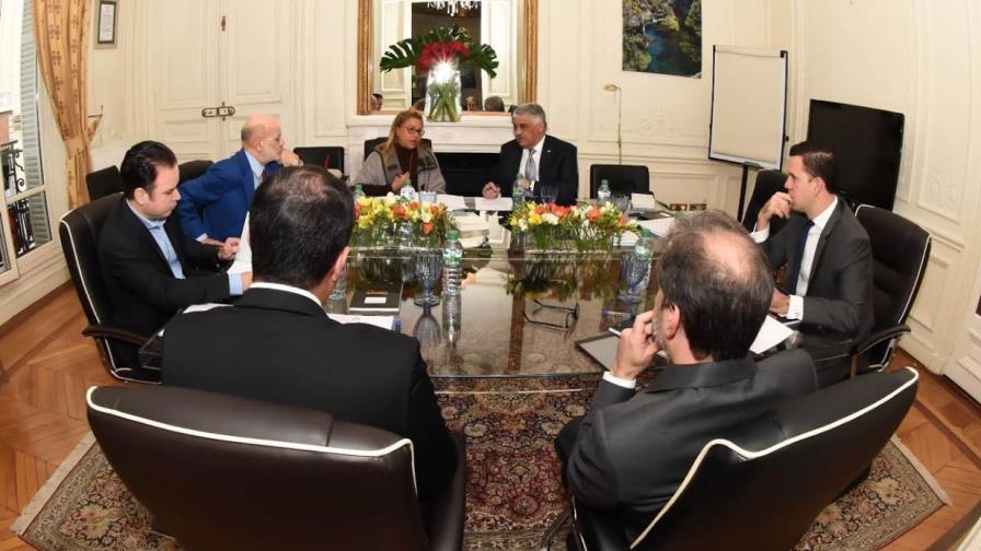 Vargas se reunirá mañana con canciller y empresarios franceses 