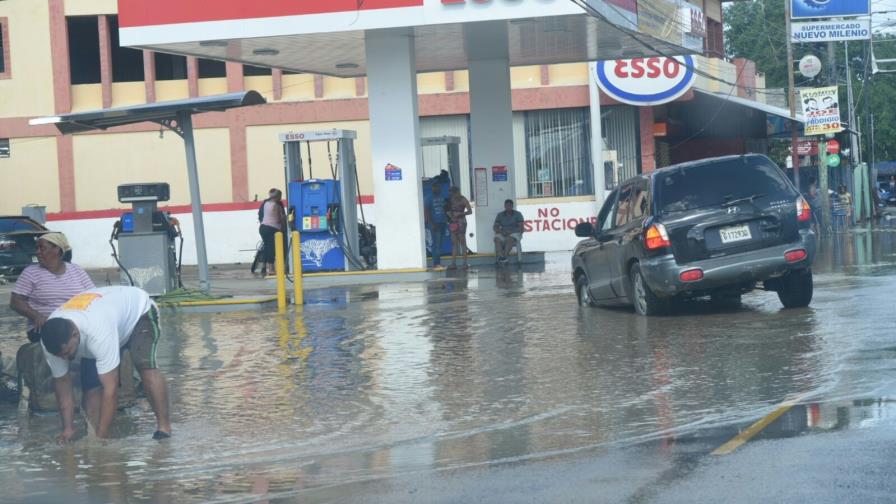 Lluvias continuarán las próximas 48 horas; aumentan a 11 las provincias en alerta 