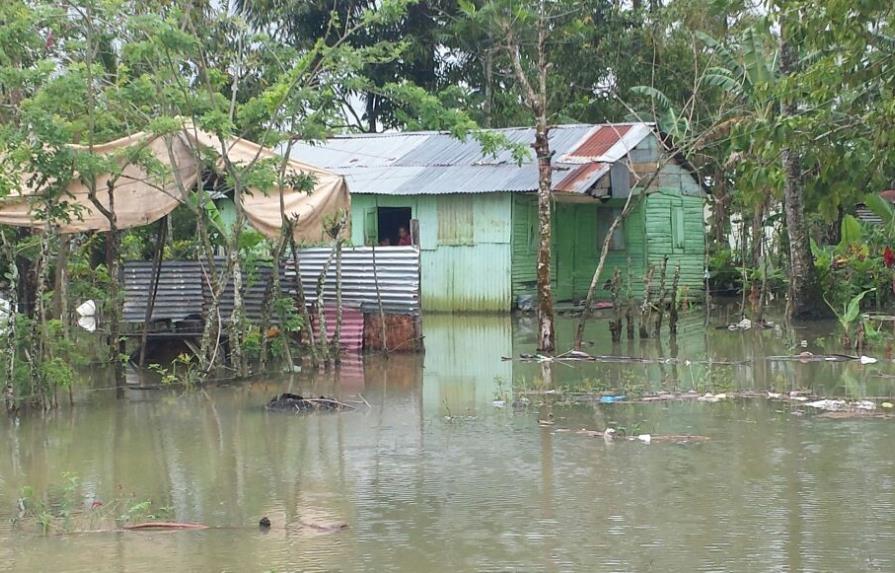 El COE aumenta a 14 las provincias en alerta por lluvias