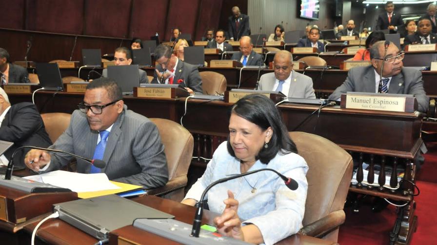 Diputados aprueban en primera lectura el proyecto de ley del Código Civil Diputados aprueban en primera lectura el proyecto de ley del Código Civil