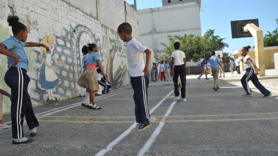 Mayoría de alumnos dicen ser felices, aunque hay alarmante problema de acoso