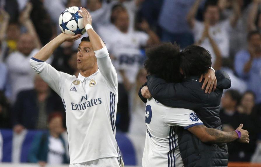 VÍDEO: Así celebró Cristiano Ronaldo su hat trick con sus compañeros