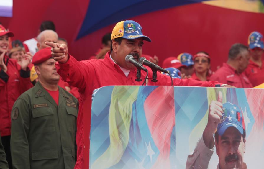 Maduro pide a los venezolanos prepararse para ganar la paz con elecciones
