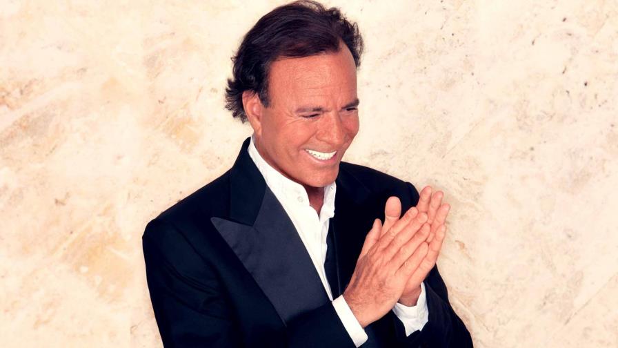 Julio Iglesias incluye un dueto con Juan Luis Guerra en su nuevo disco
