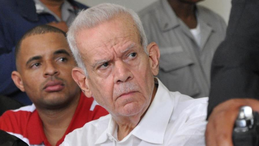 Odontóloga pide que traten a Adriano Román en una clínica