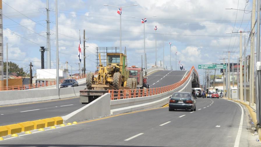 Abogados dominicanos divergen sobre las sobrevaluaciones de Odebrecht Abogados dominicanos divergen sobre las sobrevaluaciones de Odebrecht