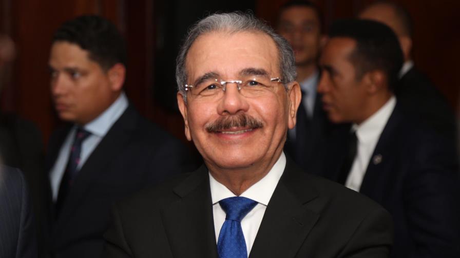 Danilo Medina designa nuevos embajadores en cuatro países