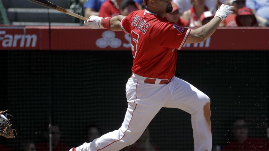 VIDEO: Albert Pujols supera a Manny Ramírez y se convierte en el dominicano con más producidas en Grandes Ligas VIDEO: Albert Pujols supera a Manny Ramírez y se convierte en el dominicano con más producidas en Grandes Ligas