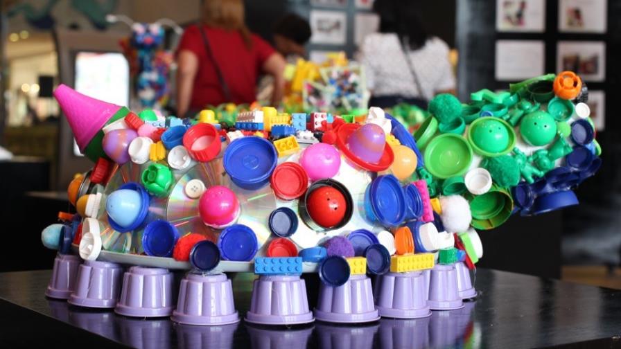 Realizan feria de arte a base de residuos sólidos 