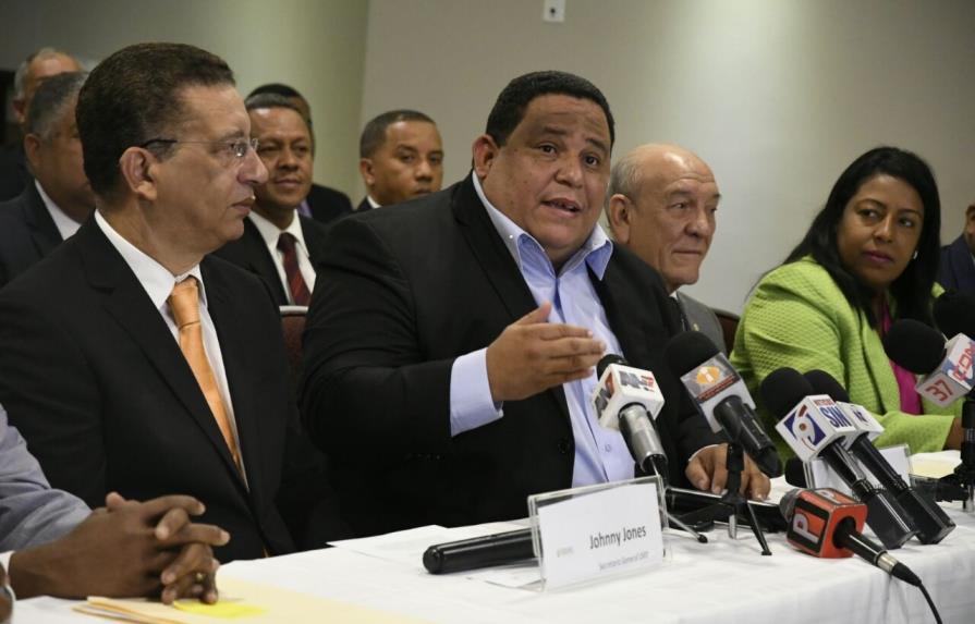 Alcaldes del Gran Santo Domingo piden aprobar varios proyectos de leyes  