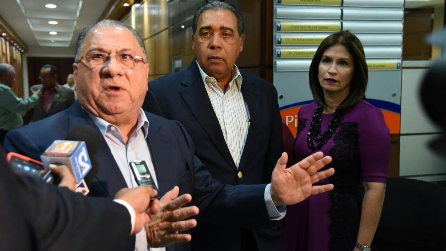 Aumento salarial y la reclasificación podrían anunciarse conjuntamente 