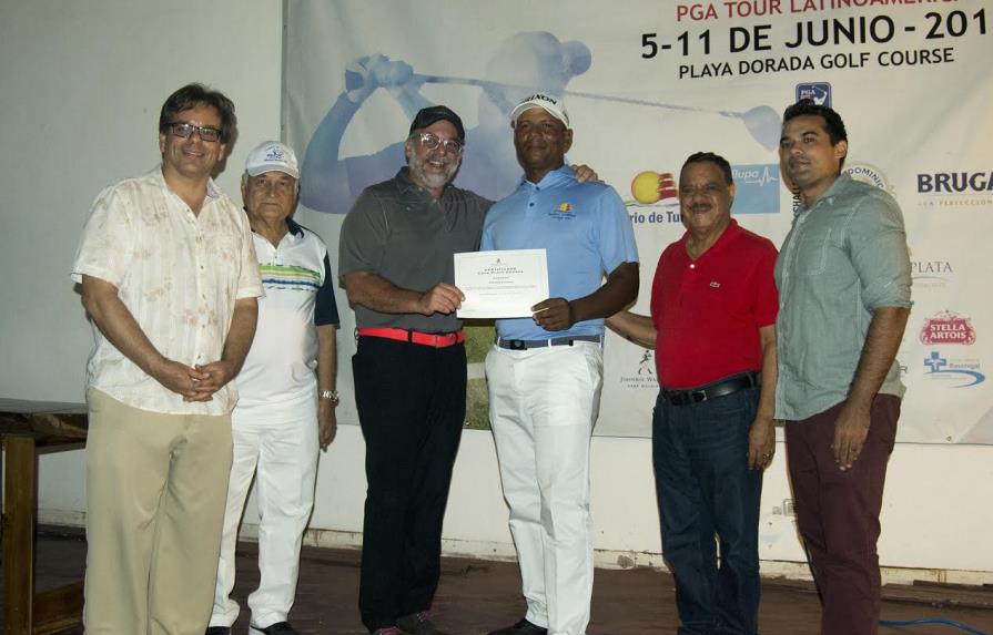 Julio Santos gana Copa Playa Dorada de Golf