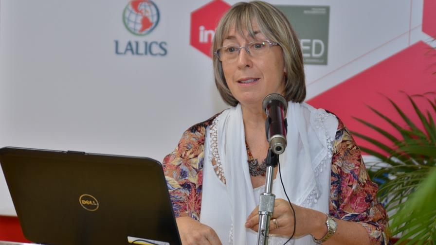 Experta plantea gobiernos de América Latina y el Caribe deben invertir en innovación para revertir índices de pobreza Experta plantea gobiernos de América Latina y el Caribe deben invertir en innovación para revertir índices de pobreza