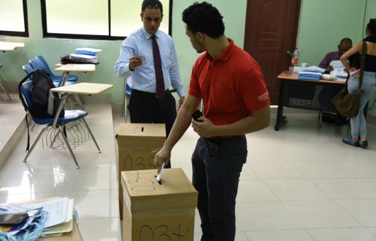 La UASD realiza elecciones estudiantiles bajo fuertes medidas de seguridad 