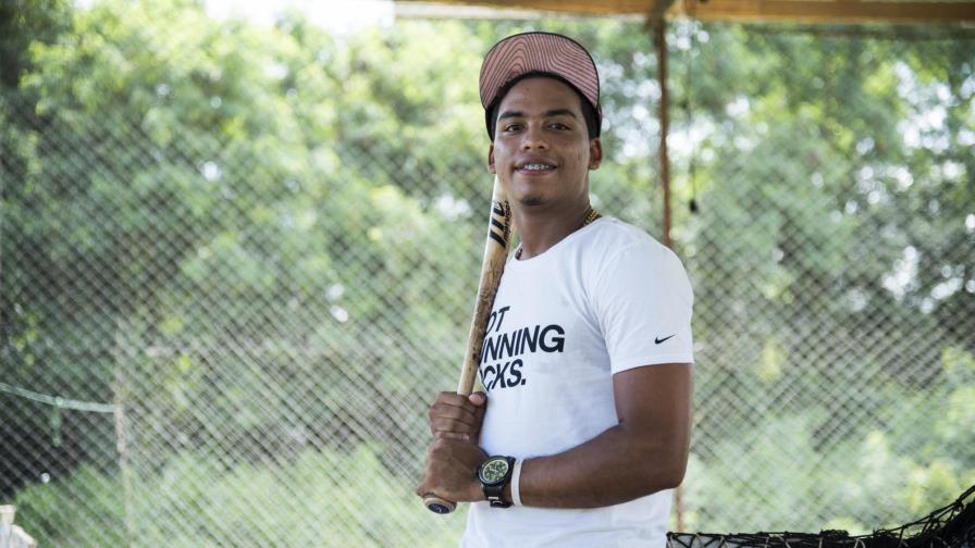 La Justicia acorrala a los Padres por la firma de prospecto