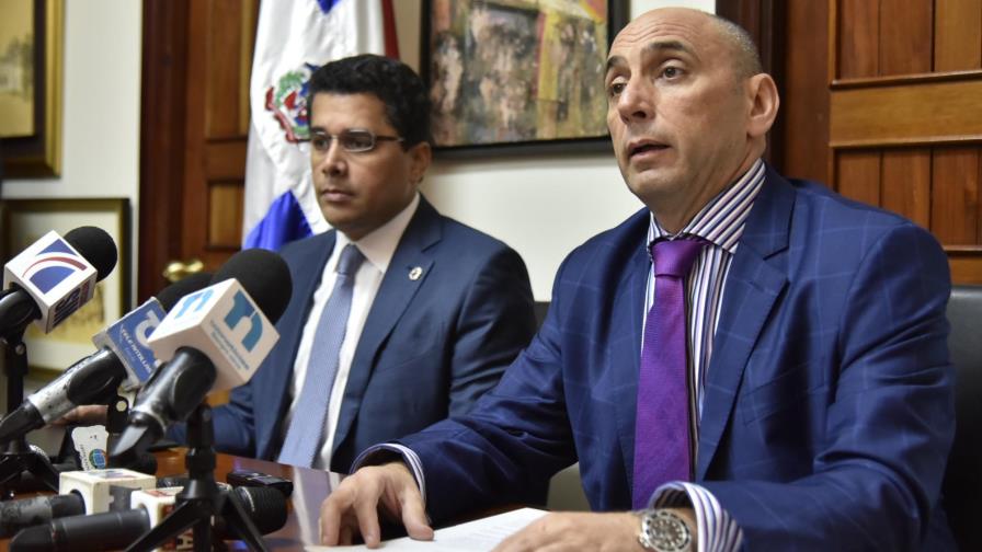 Ayuntamiento busca eficientizar cobro de la basura en el Distrito Nacional Ayuntamiento busca eficientizar cobro de la basura en el Distrito Nacional