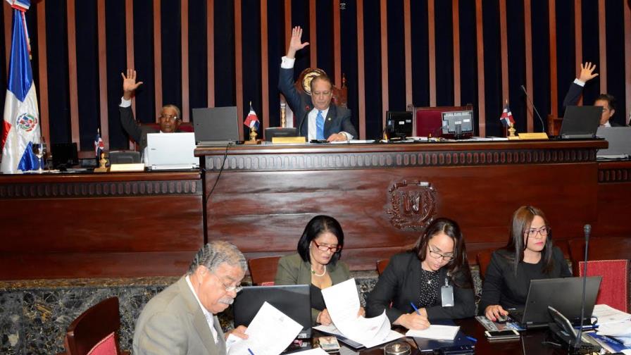 Senado aprueba proyecto de ley que castiga el feminicidio con 40 años de prisión