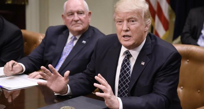 Trump reitera que Estados Unidos dejará Tratado de Libre Comercio si renegociación no produce acuerdo justo