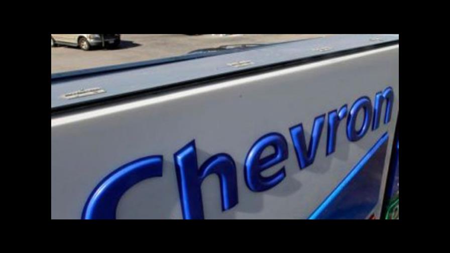 Chevron abandona las pérdidas y gana 2,682 millones en el primer trimestre