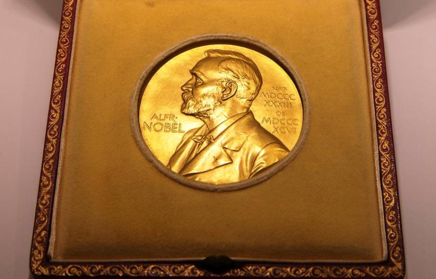 Subastan la medalla de oro del Nobel de García Robles en casi medio millón 