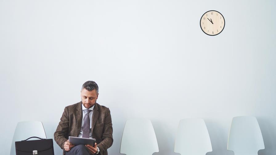 Tengo 50 años y busco empleo...¿qué debo hacer? Tengo 50 años y busco empleo...¿qué debo hacer?