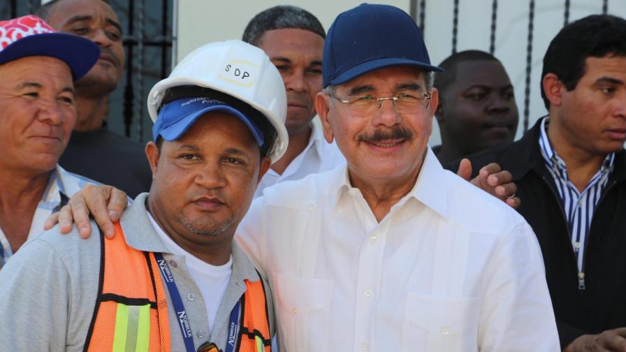 “Gran parte de la población disfruta de salarios dignos”, dice el Presidente en mensaje por Día de los Trabajadores