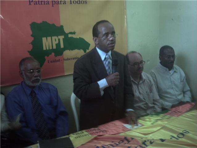 MPT insta a mejorar las condiciones salariales de los dominicanos