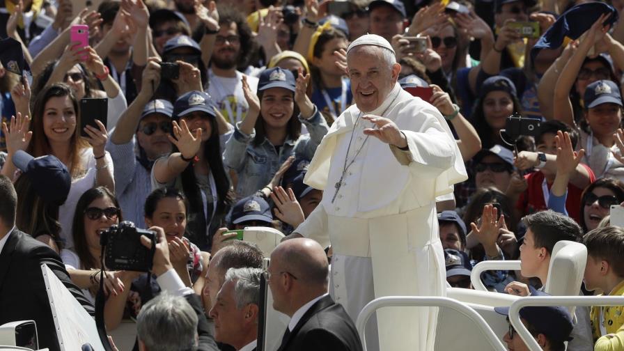 Papa pide Venezuela respete los derechos