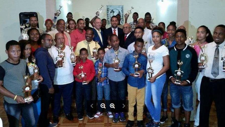 Los atletas más destacados de Hato Mayor, son premiados por la Unión Deportiva