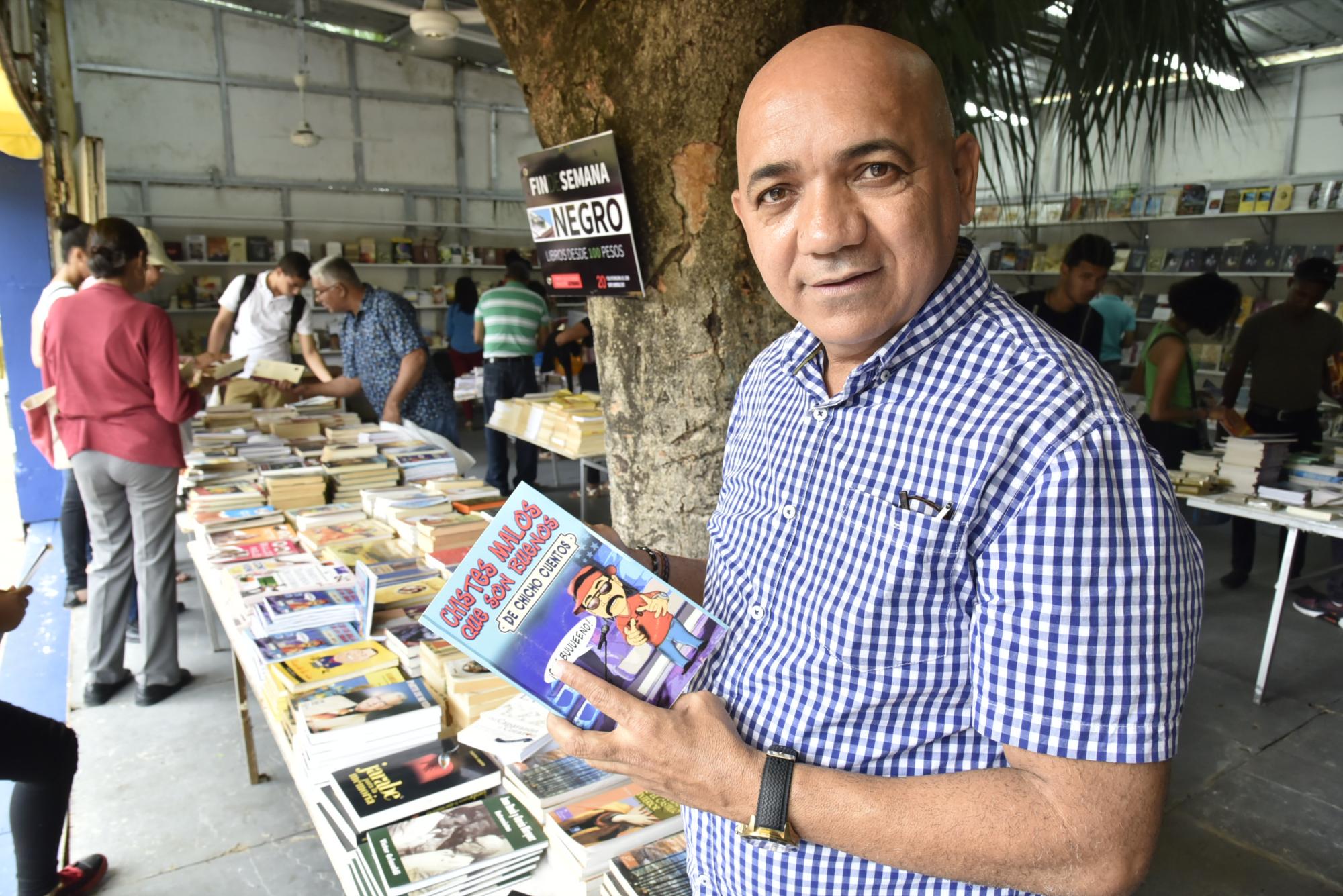 El veterano humorista Rafael Alduey