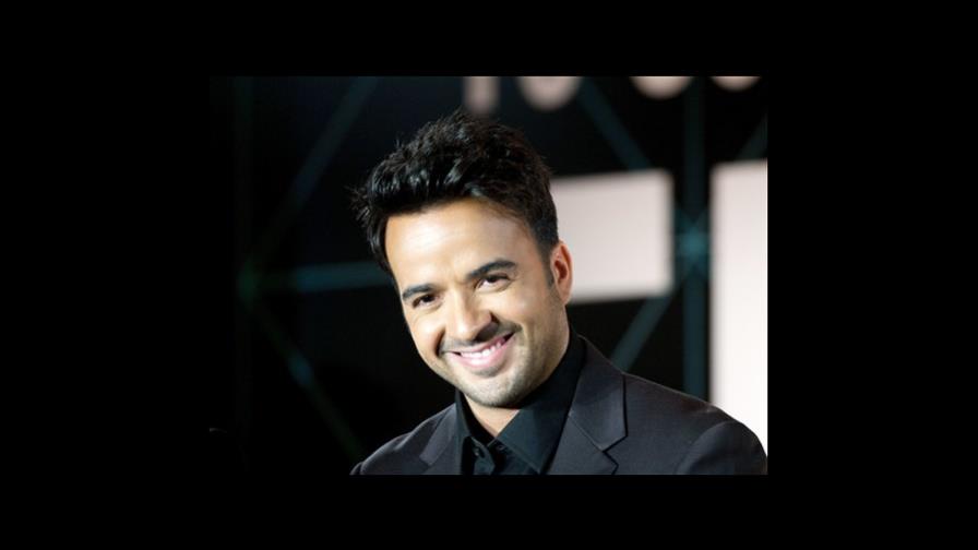 Luis Fonsi dice que quiere “lo mejor” para Puerto Rico en día de paro nacional Luis Fonsi dice que quiere “lo mejor” para Puerto Rico en día de paro nacional