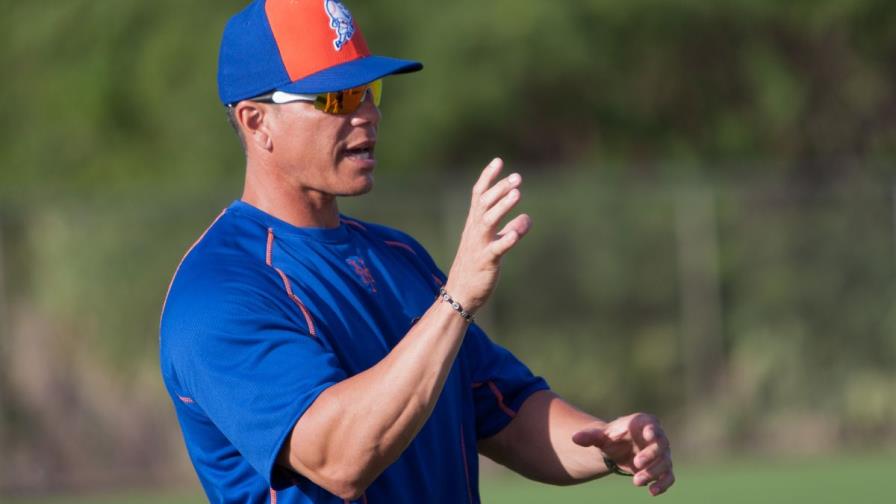 Los Gigantes contratan al boricua Pedro López como su dirigente