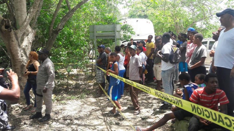 Encuentran cadáver de una mujer en matorrales de Bayahíbe Encuentran cadáver de una mujer en matorrales de Bayahíbe