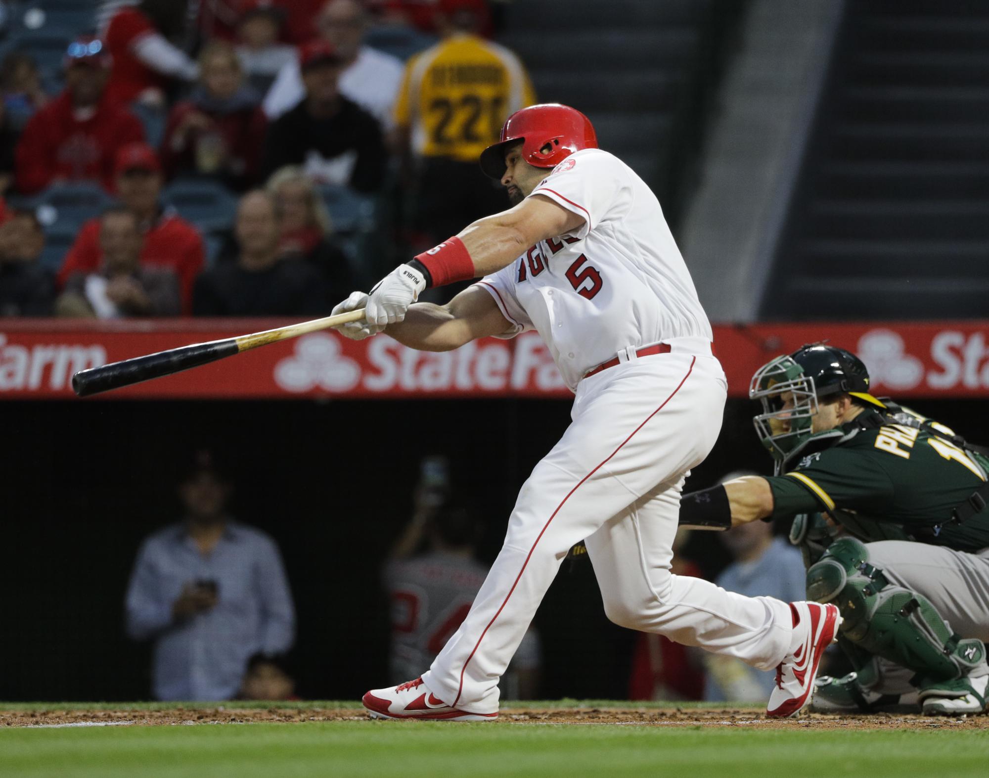 Pujols impulsa triunfo de los Angelinos ante los Marineros