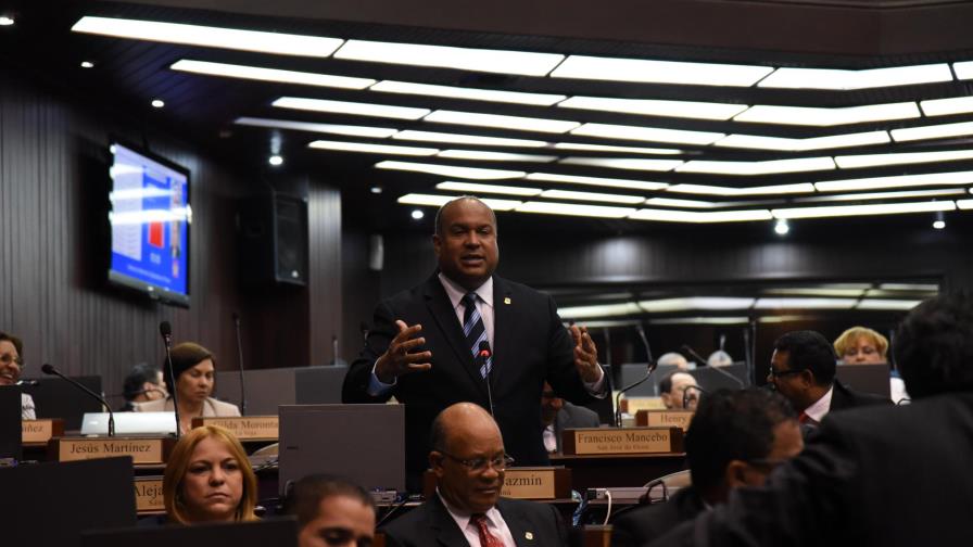 Cámara de Diputados aprueba proyecto sobre uso de estacionamientos