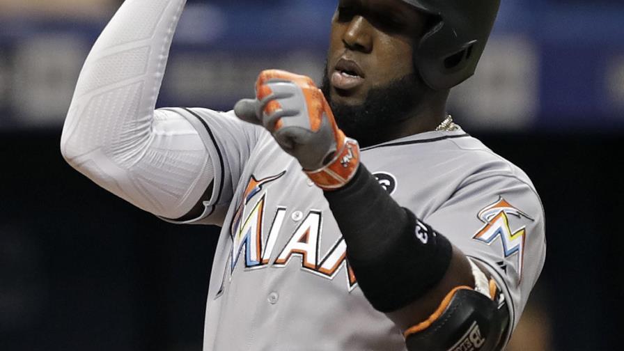 Ozuna dispara kilométrico jonrón y los Marlins vencen a los Rays