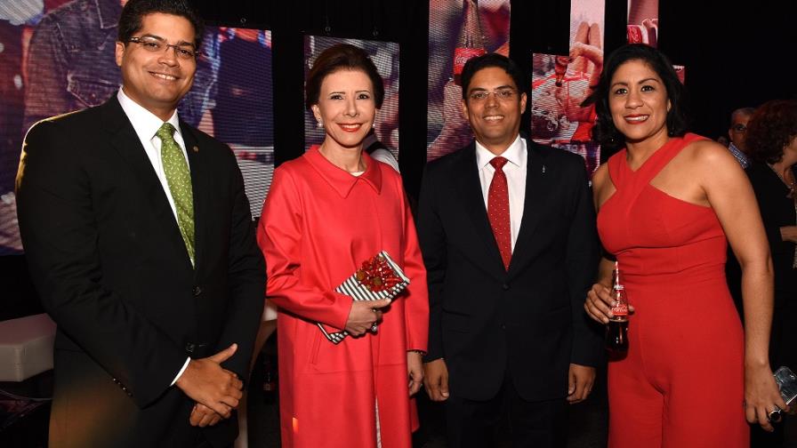 Coca-Cola presenta su nueva imagen 