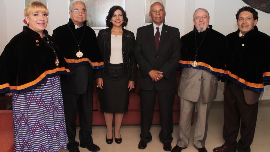 Pérez Memén ingresa a la Academia de Historia y Geografía de México