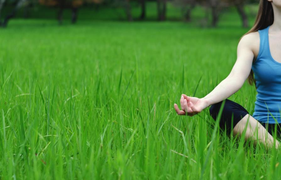Seis poses de yoga que harán tu vida más fácil