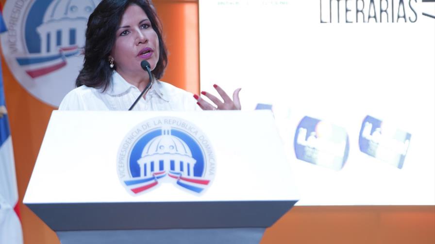 Margarita Cedeño llama a jóvenes amar la vida y desarrollar creatividad ante el juego Ballena Azul 