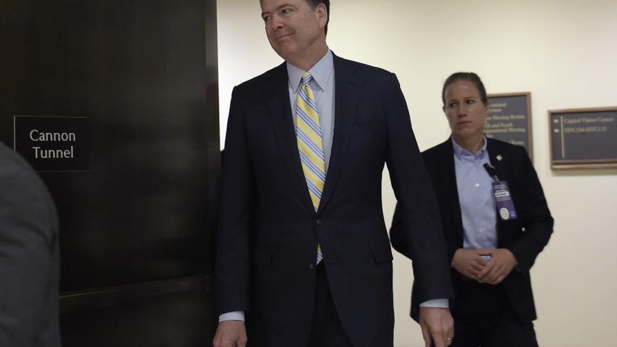 Comité de cámara baja interroga a directores de FBI y NSA 