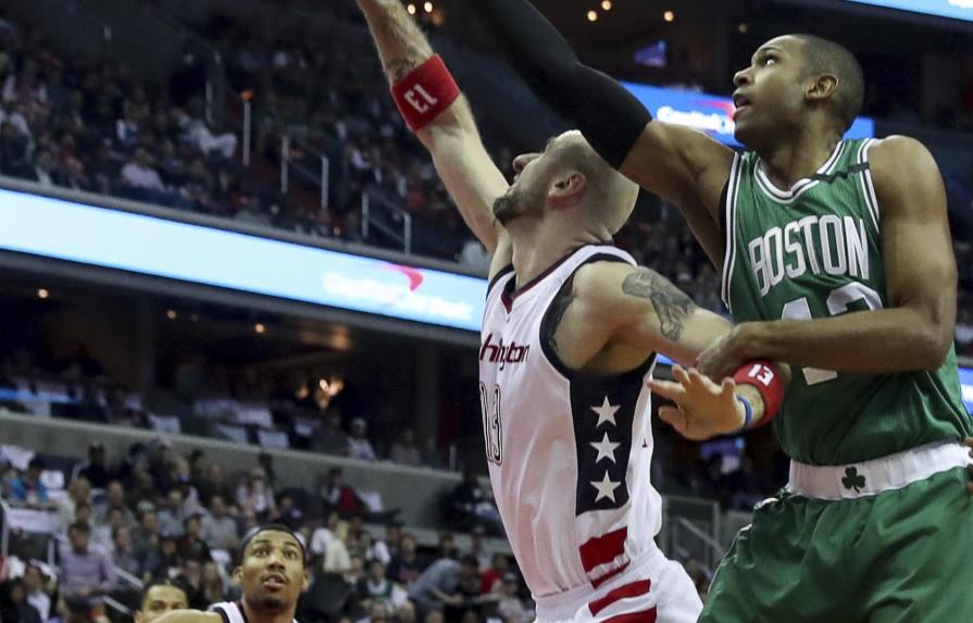 Wizards vencen a Celtics 116-89 y se acercan 2-1 en la serie 