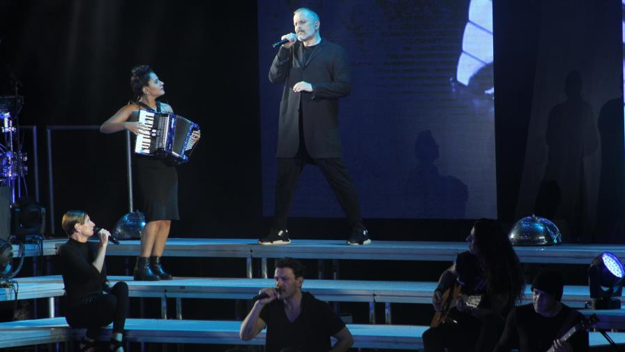 Miguel Bosé desata su pasión justiciera, en su concierto pidió un mundo mejor Miguel Bosé desata su pasión justiciera, en su concierto pidió un mundo mejor