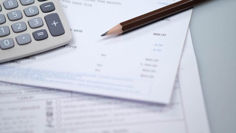 Gobierno comercializa deudas de suplidores del Estado Gobierno comercializa deudas de suplidores del Estado