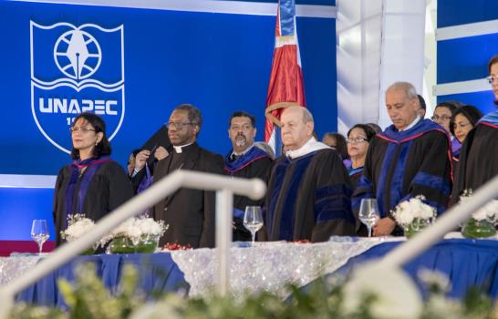 Rector de UNAPEC advierte de daño que ocasiona la corrupción a la sociedad Rector de UNAPEC advierte de daño que ocasiona la corrupción a la sociedad