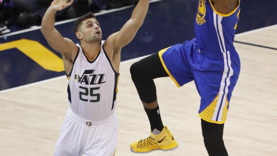 Durant pone a los Warriors a un triunfo de siguiente fase final 