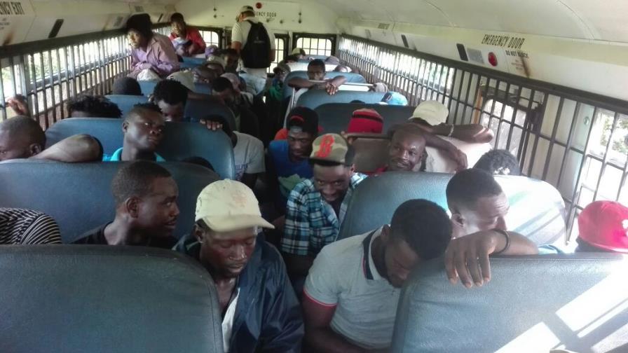 Medio Ambiente retira jornaleros indocumentados del parque Los Haitises 