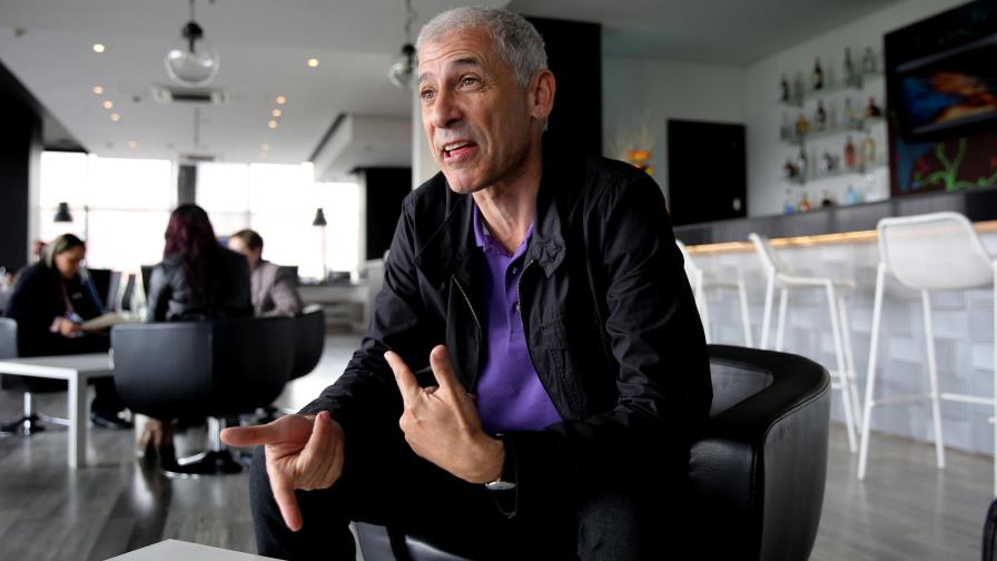 Para Ovejero la literatura muestra la complejidad emocional del ser humano 