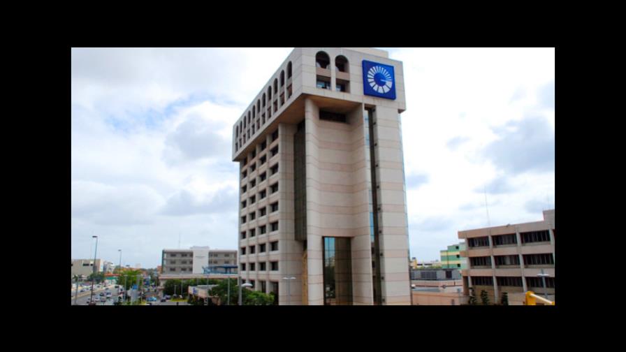 Popular, mejor banco del país, según Global Finance