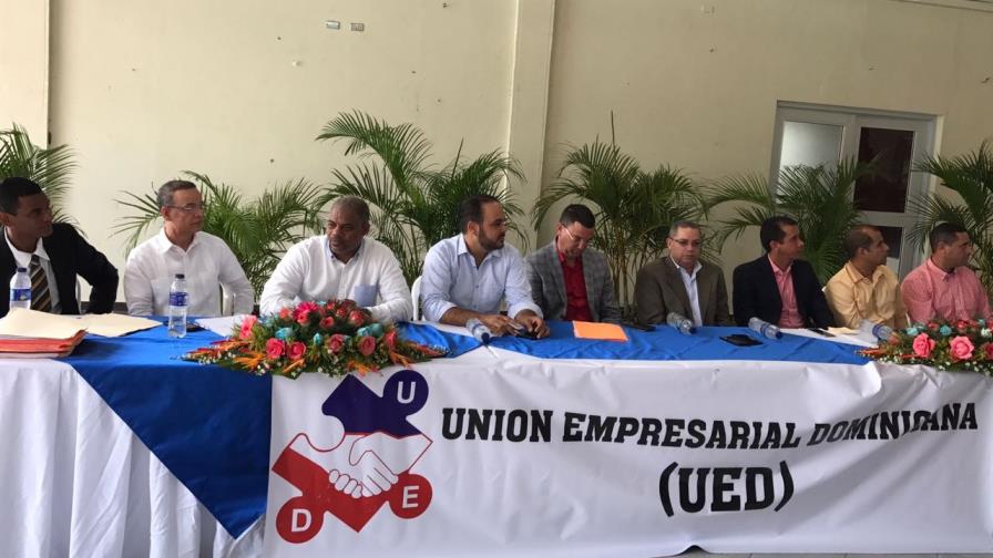 Monopolio en transporte de carga aumenta en un 45% costo de producción, según empresarios